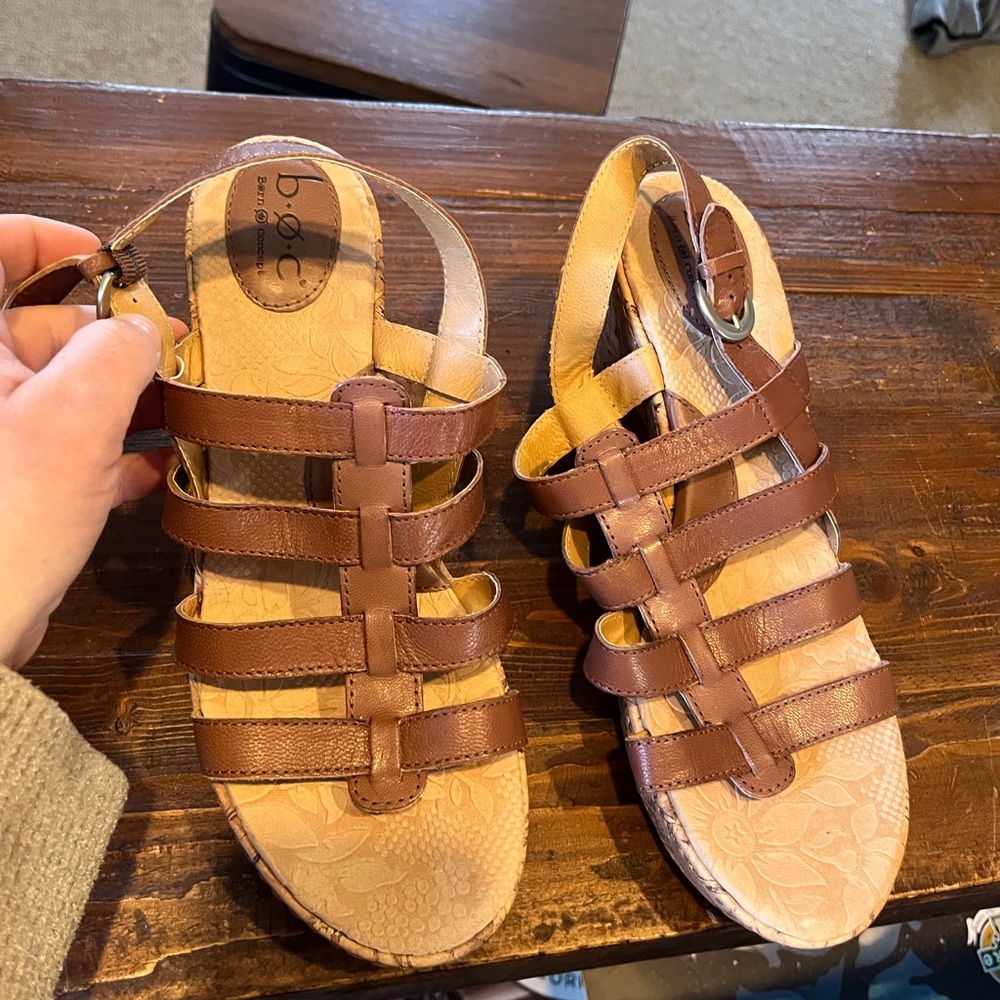 EUC B.O.C. sandals - size 9
